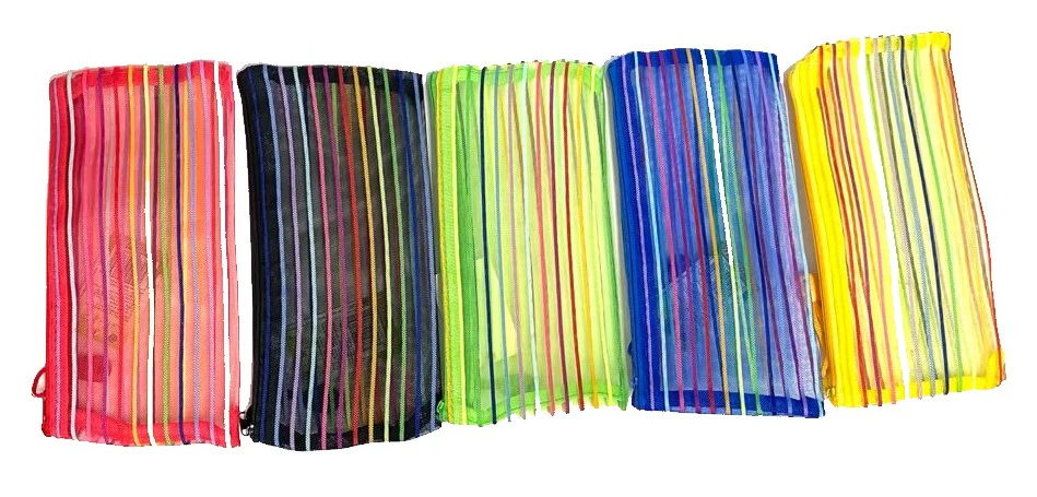 Lapicera Flexible Nylon c/zipper Colores Estampa 23.4×12cm Barrilito® 1003 [Pieza]