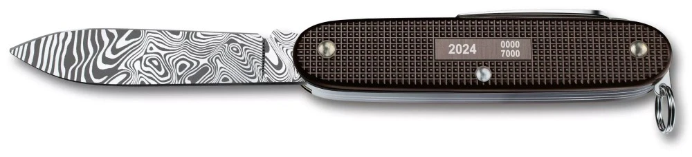 Navaja Limited Edition Farmer X Alox Damascus 93mm Café 2024 Victorinox® 0.8271.J24 [Pieza] - Image 2