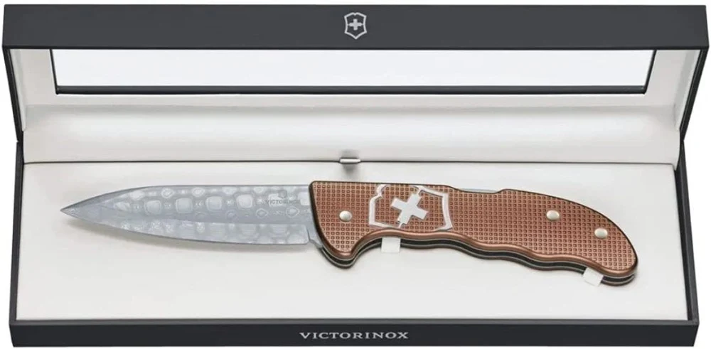 Navaja Limited Edition Hunter Pro Alox Damascus 130mm Copper Brown 2020 Victorinox® 0.9410.J20 [Pieza] - Image 3