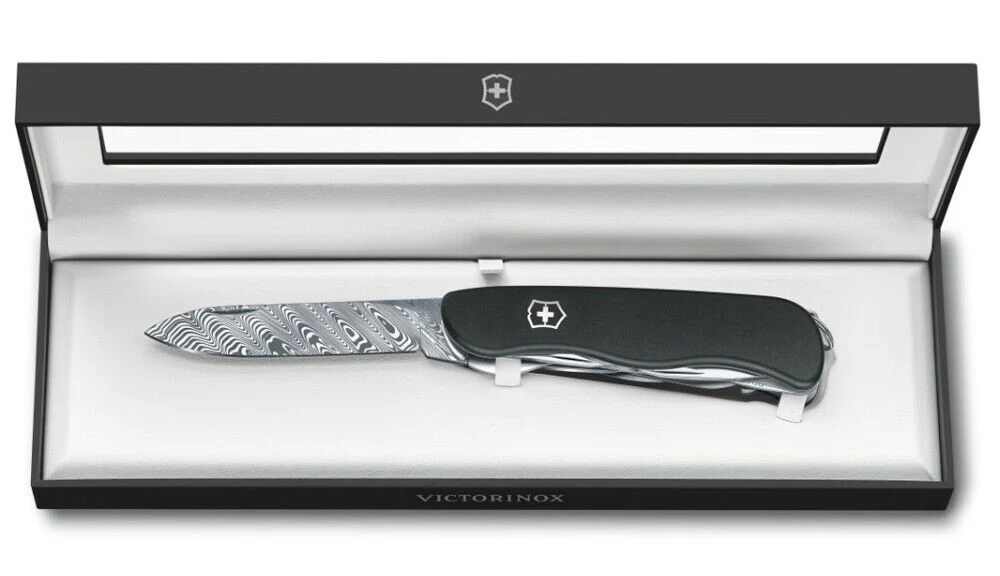 Navaja Limited Edition Outrider Damascus 91mm Madera 2017 Victorinox® 0.8501.J17 [Pieza] - Image 3
